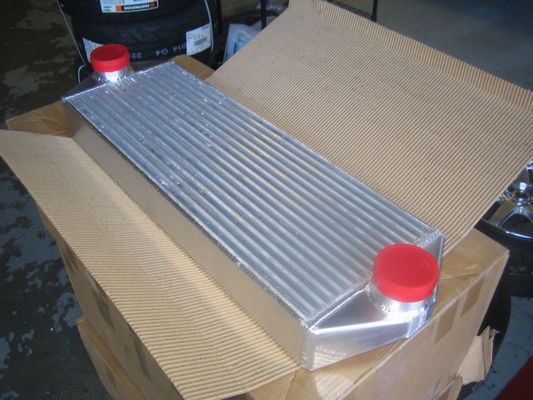 Compact Vacuum bersirip Tabung Heat Exchanger / Aluminium Intercooler Untuk Mobil