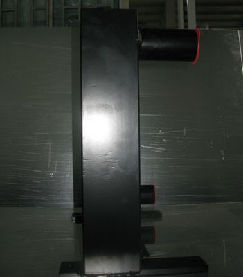 Hitam Plat Fin pemateri Hydraulic Oil Heat Exchanger untuk Excavator / vibratile Roller