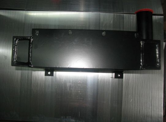 Hitam Plat Fin pemateri Hydraulic Oil Heat Exchanger untuk Excavator / vibratile Roller